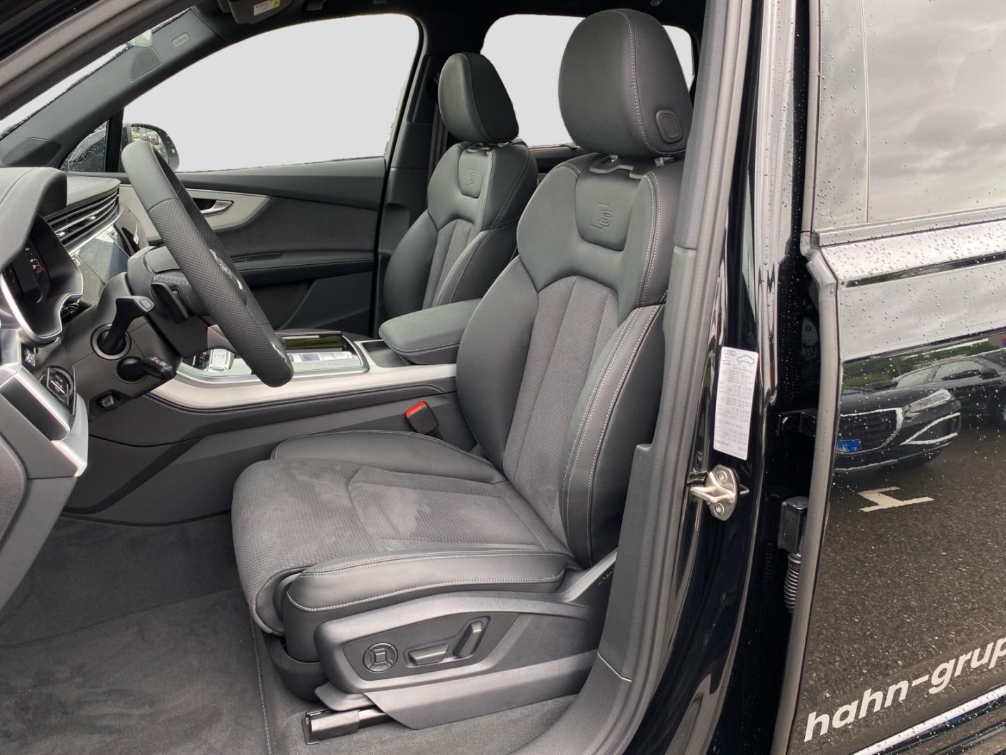 Bild über Audi Q7 SUV S line business TDI quattro 210 kW tiptronic - für weitere Informationen kontaktieren Sie den Audi Partner