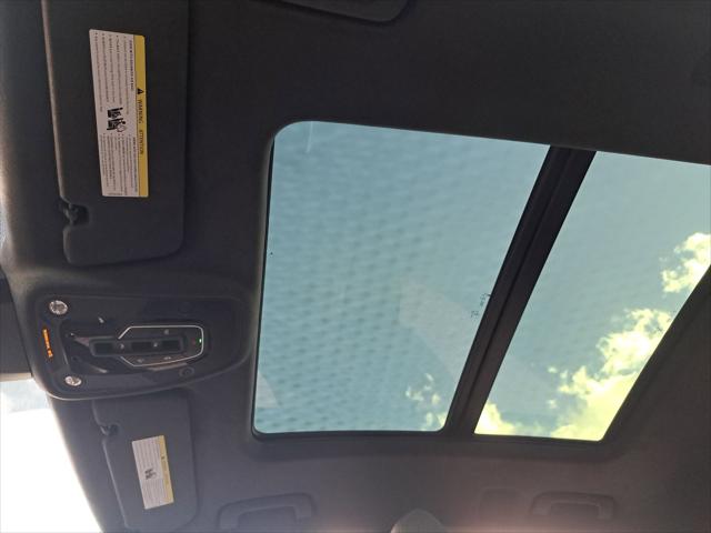 2025 Audi RS Q8 Base - Photo 33