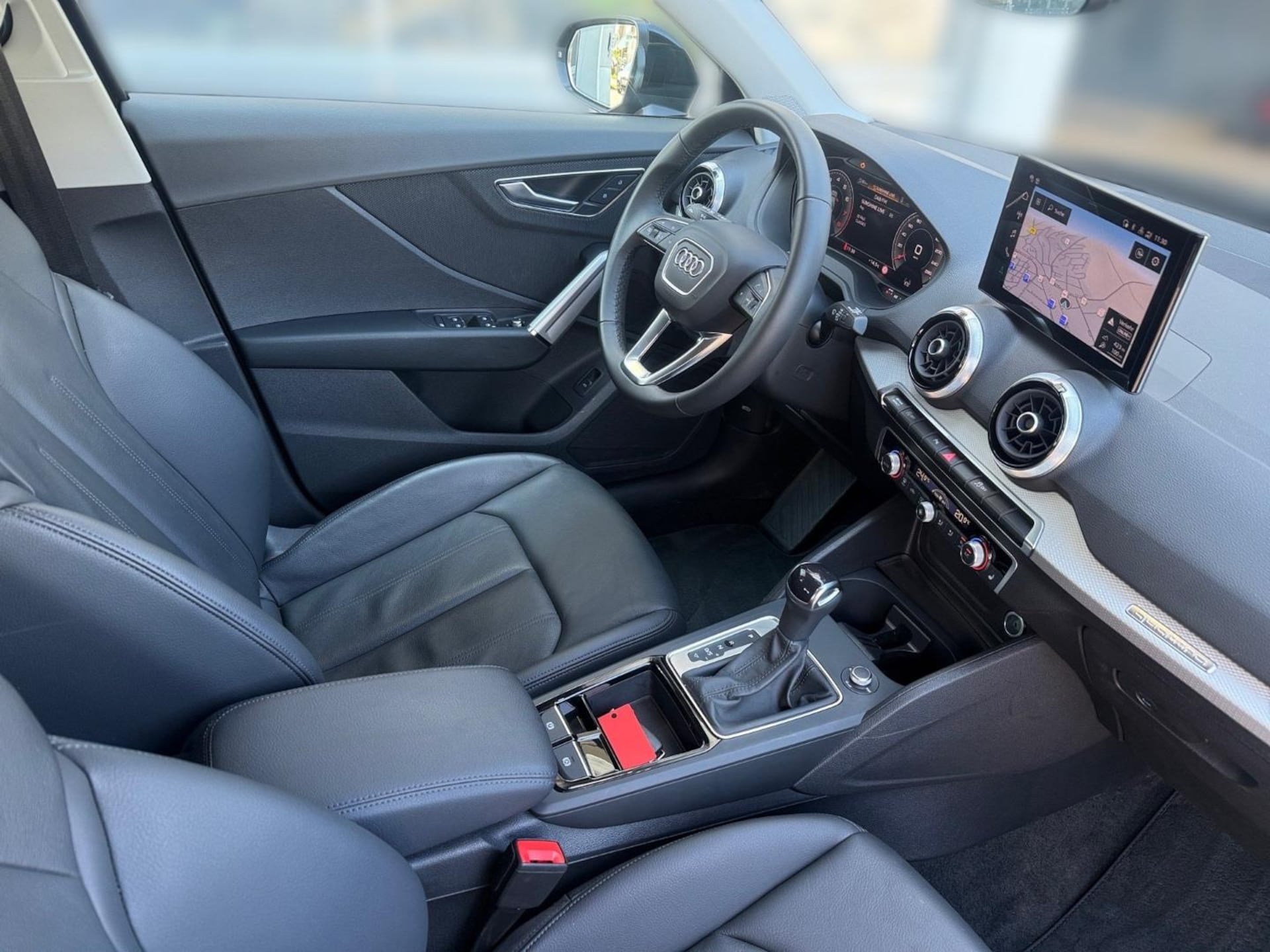 Audi Q2 S line