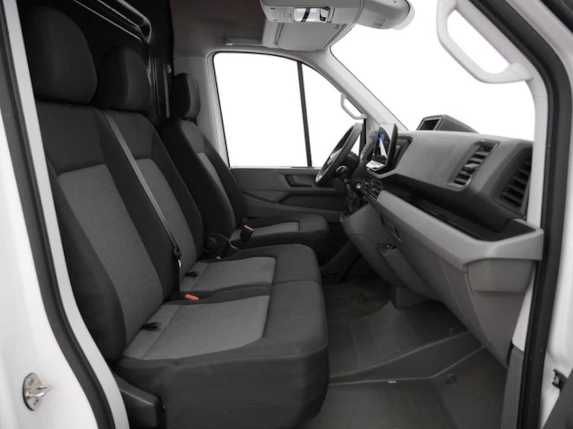 Volkswagen Crafter Kasten langer Radstand