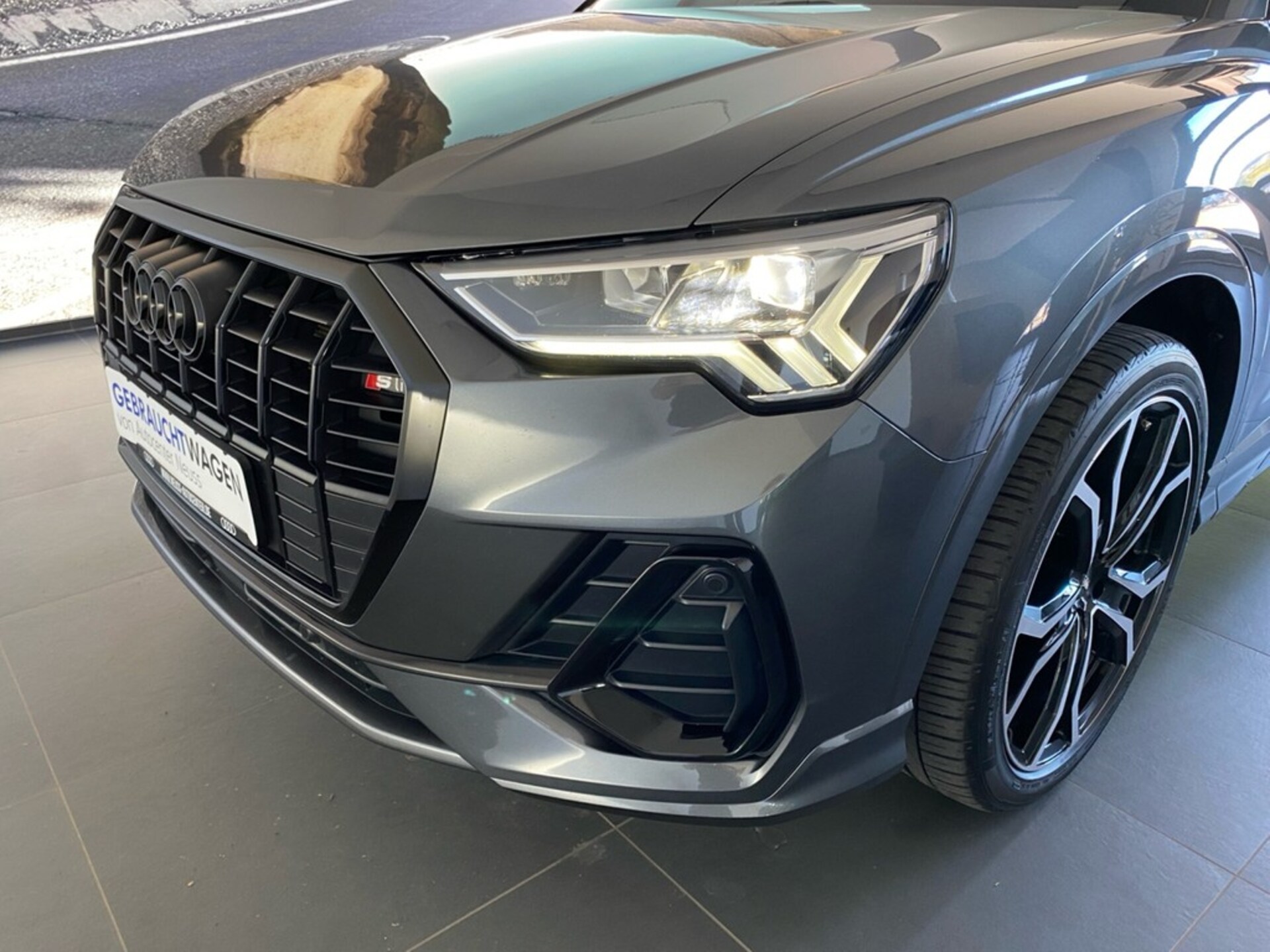 Audi Q3 SUV S line