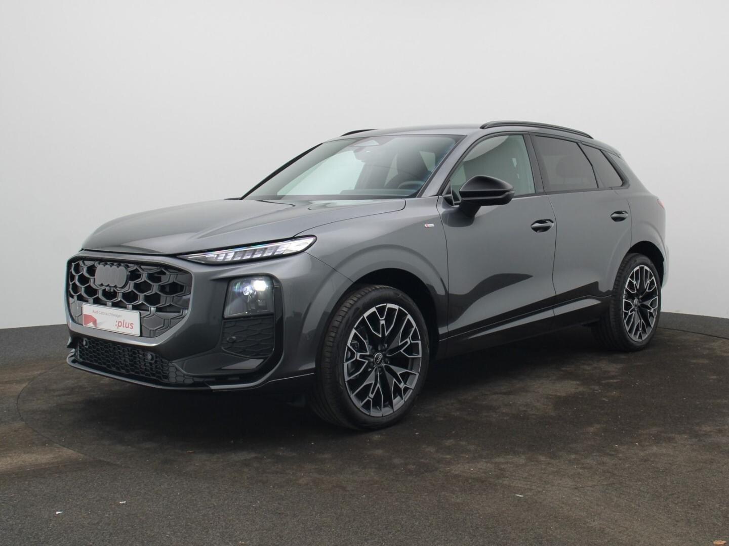 Bild über Audi Q3 SUV TFSI 110 kW S tronic - für weitere Informationen kontaktieren Sie den Audi Partner