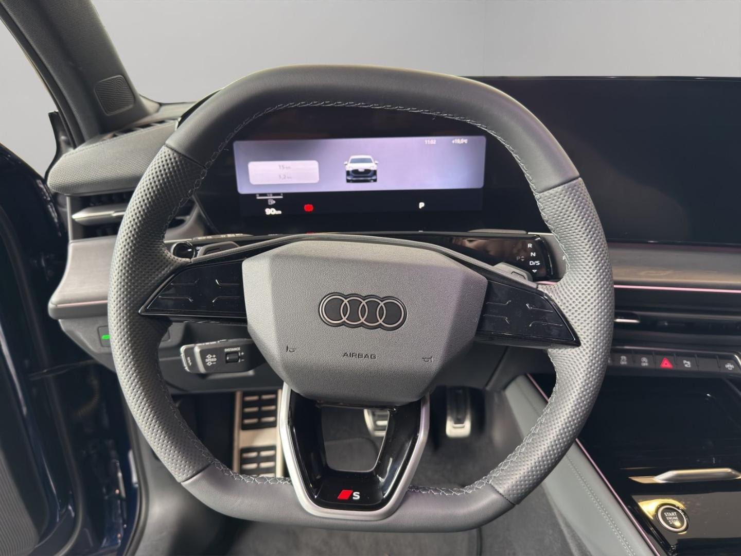 Bild über Audi Q3 SUV TFSI 110 kW S tronic - für weitere Informationen kontaktieren Sie den Audi Partner