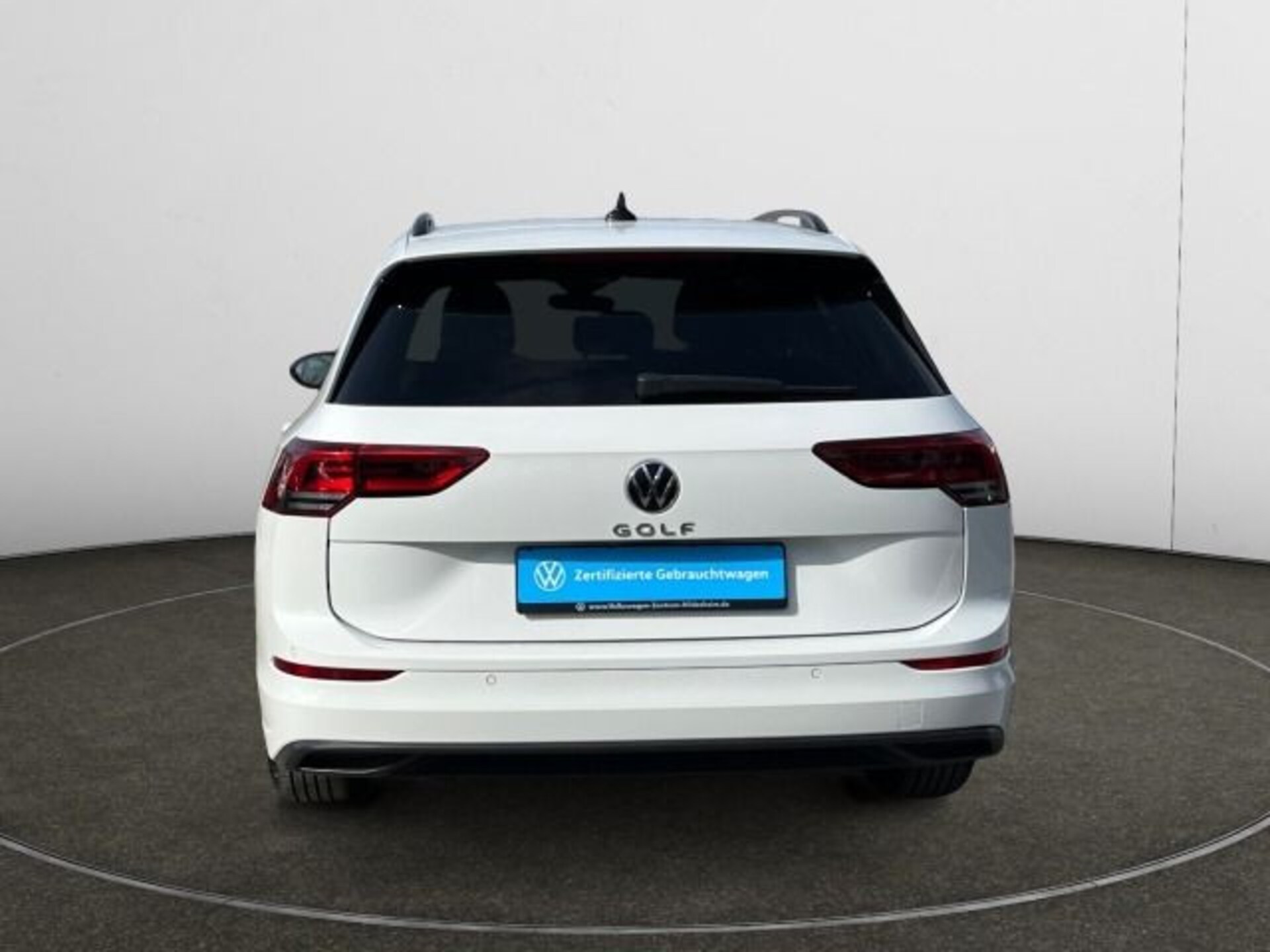 Volkswagen Golf Variant Life
