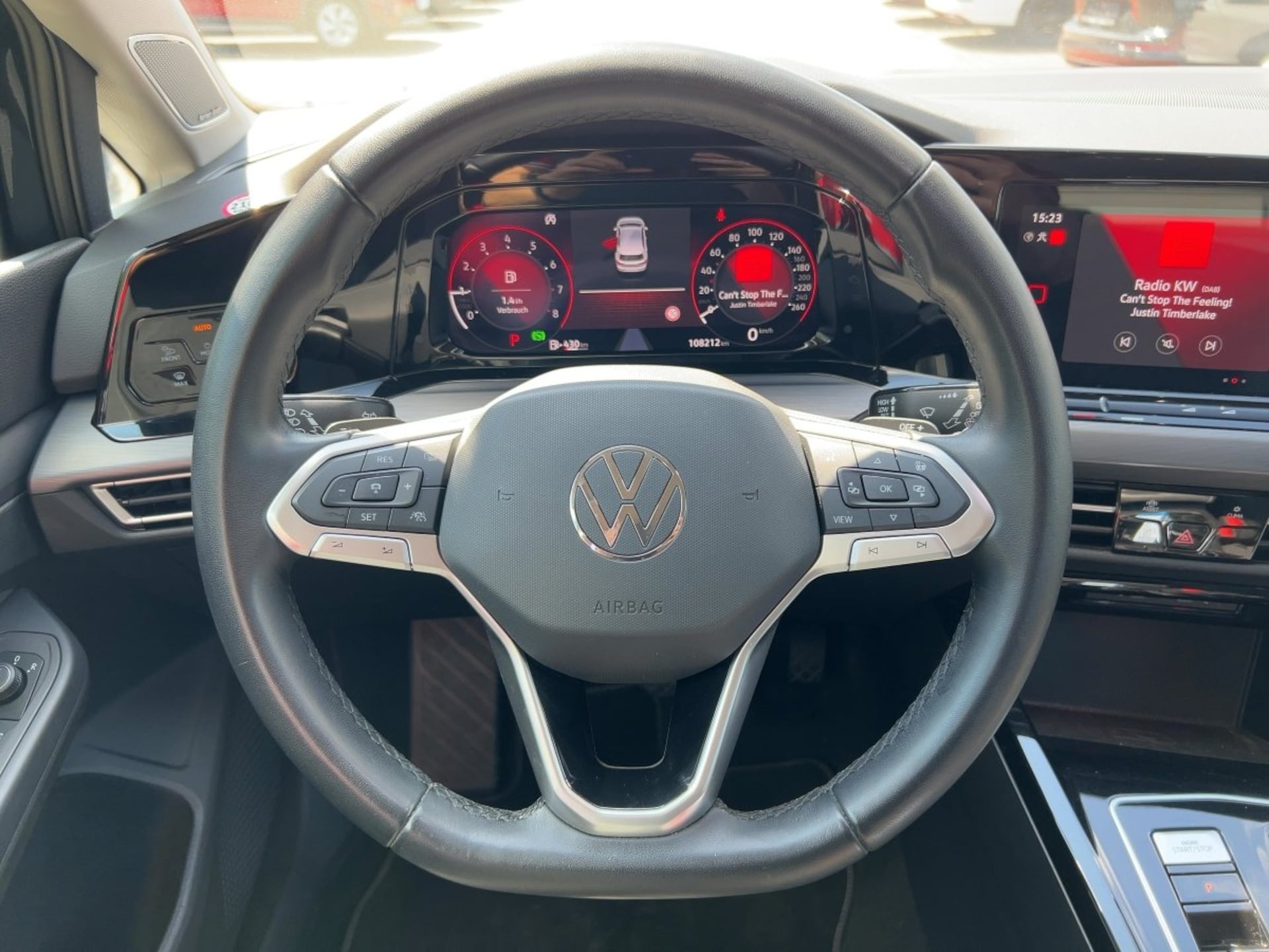 Volkswagen Golf Style