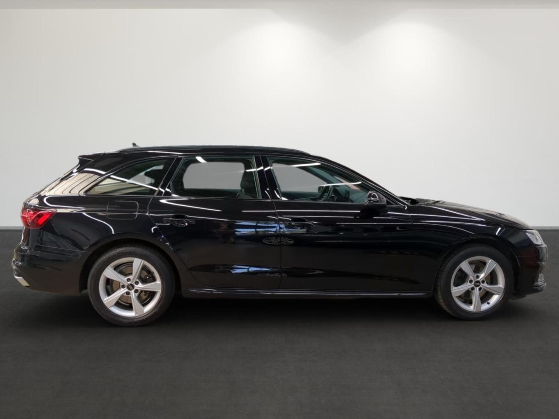 Audi A4 Avant Advanced