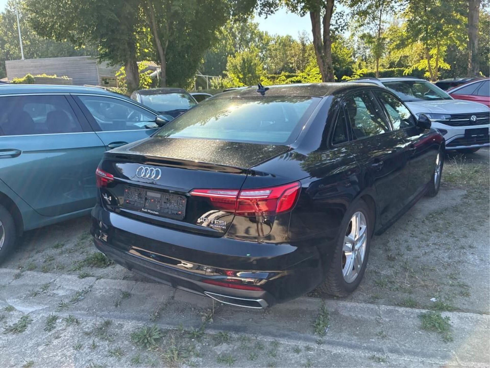 Audi A4 Limousine S line