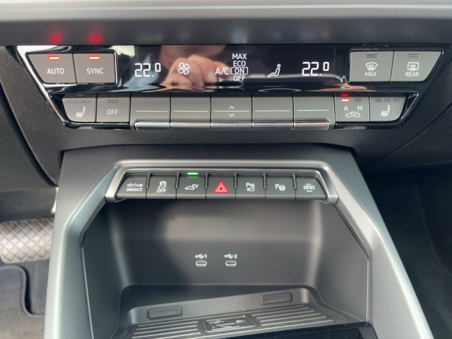 Bild über Audi A3 allstreet TFSI e 40 TFSI e S tronic - für weitere Informationen kontaktieren Sie den Audi Partner
