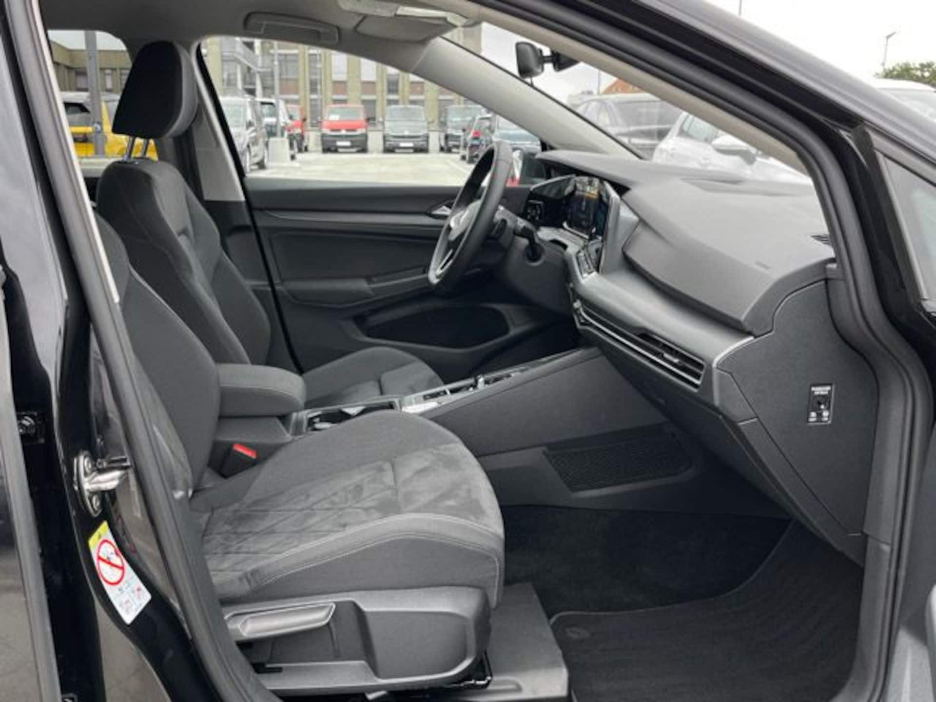 Volkswagen Golf Style