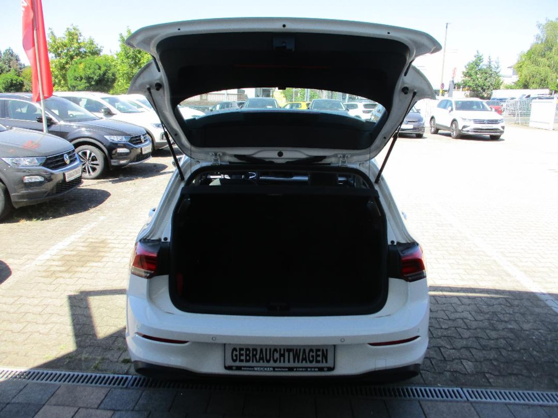 Volkswagen Golf Life