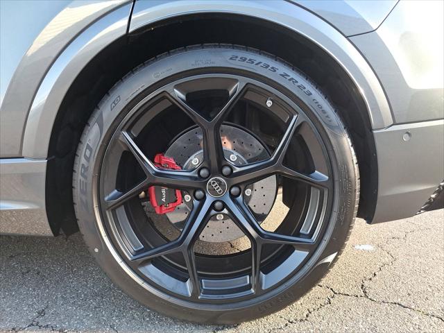 2025 Audi RS Q8 Base - Photo 37