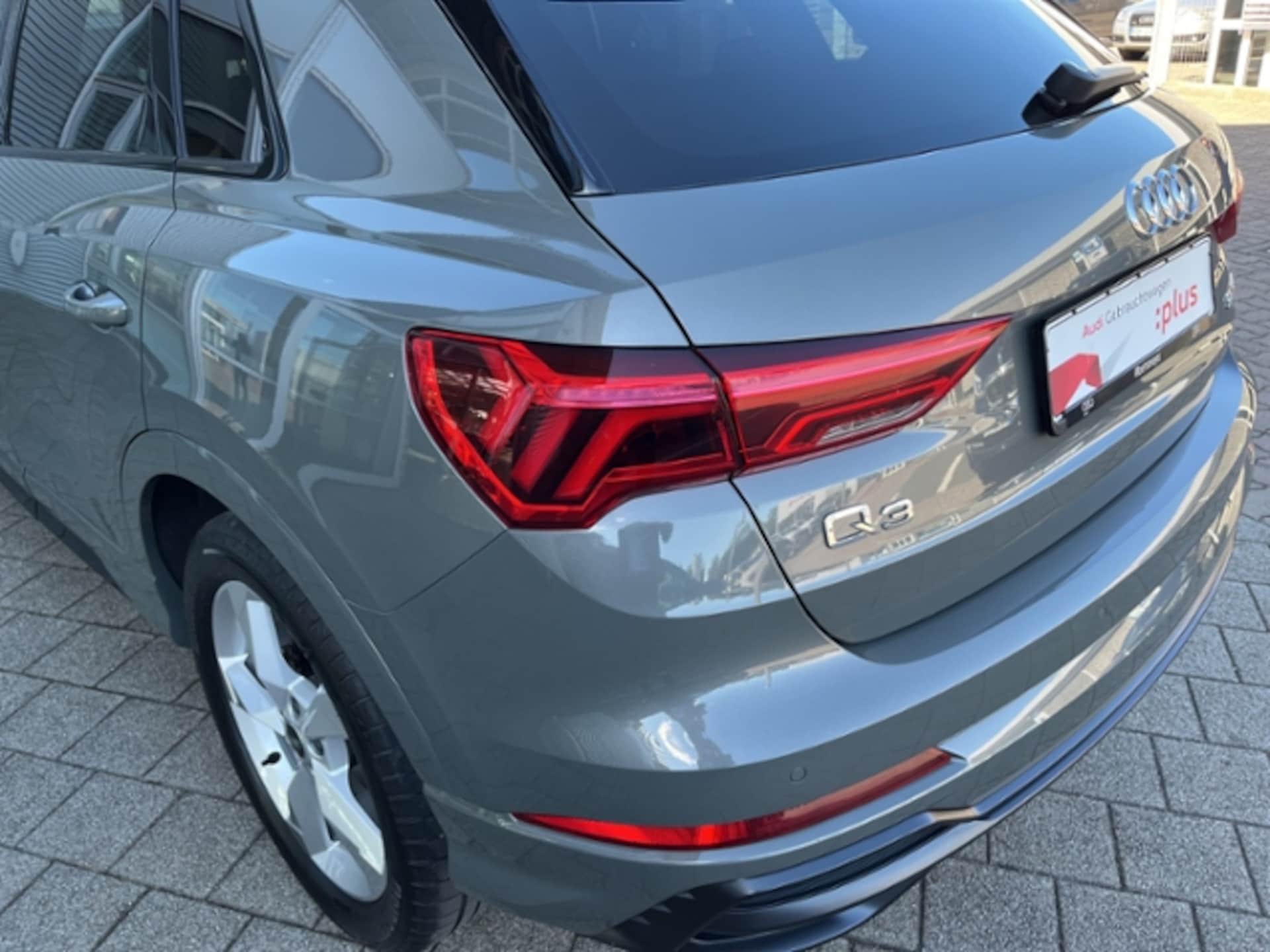 Audi Q3 SUV S line