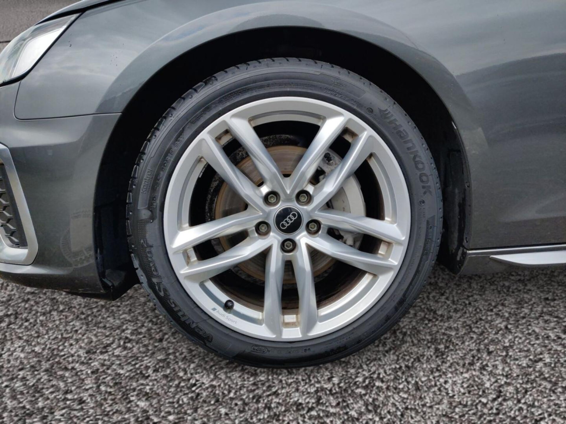 Audi A4 Avant S line