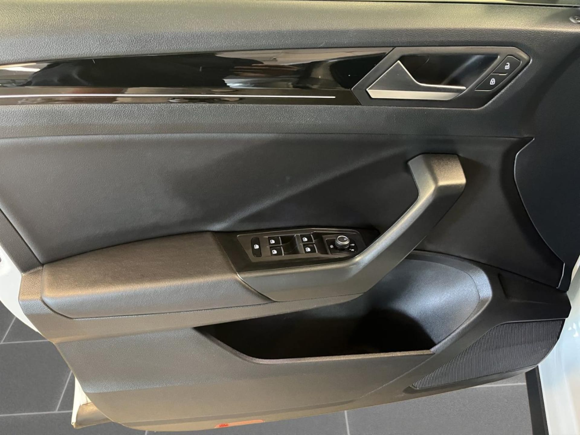 Volkswagen T-Roc R