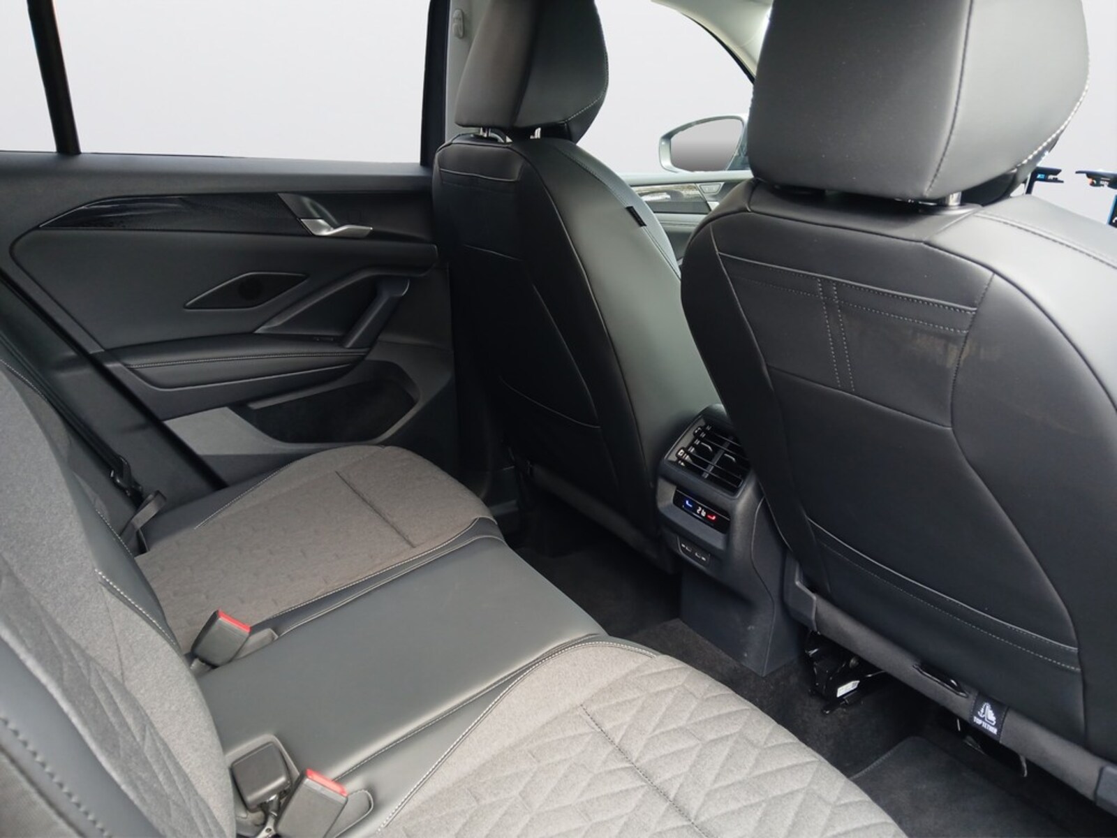 Volkswagen Tiguan – Bild 17