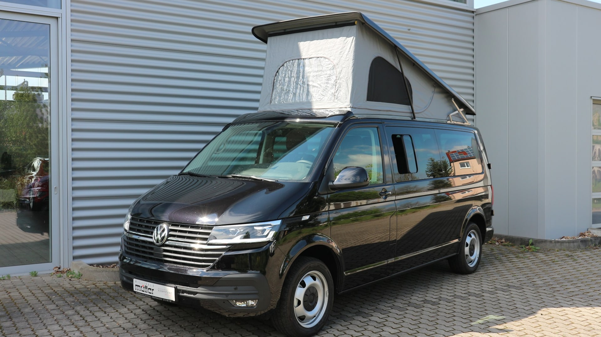 Volkswagen T6.1 Transporter Kombi langer Radstand