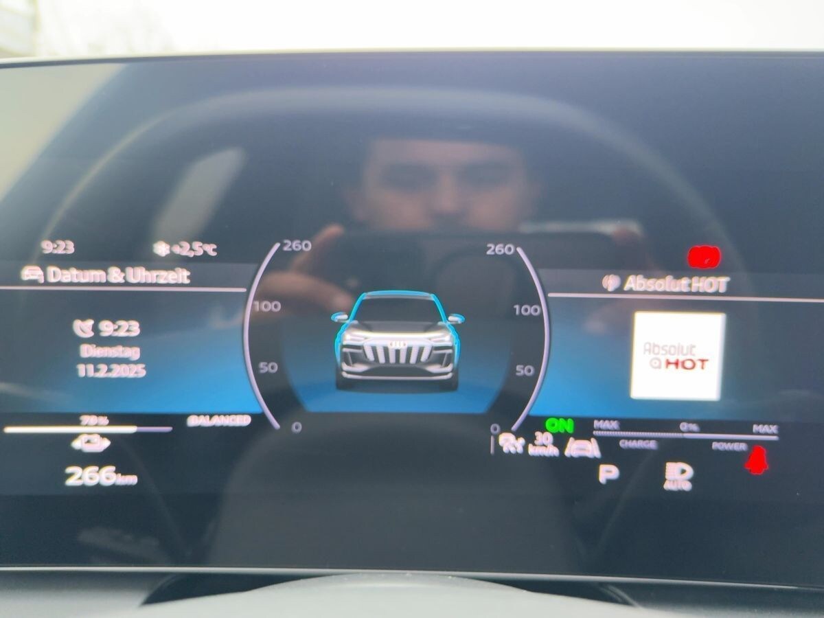 Image about Audi SQ6 SUV e-tron e-tron quattro