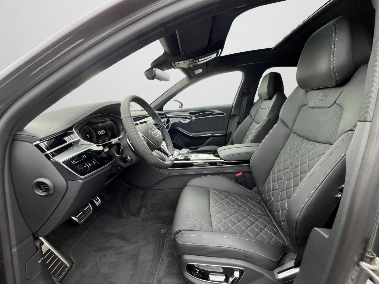 Bild über Audi A8 50 TDI quattro tiptronic - für weitere Informationen kontaktieren Sie den Audi Partner