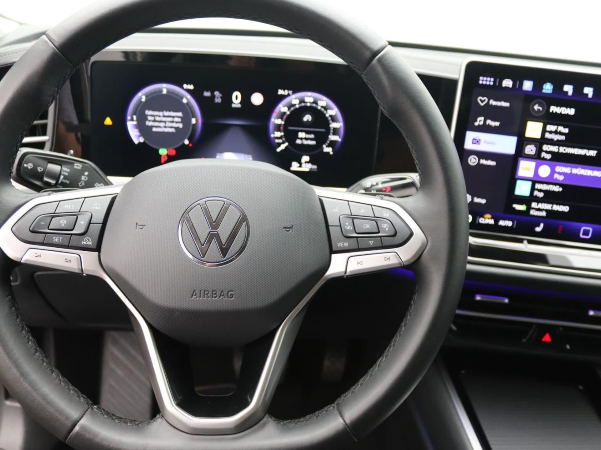 Volkswagen Passat Elegance