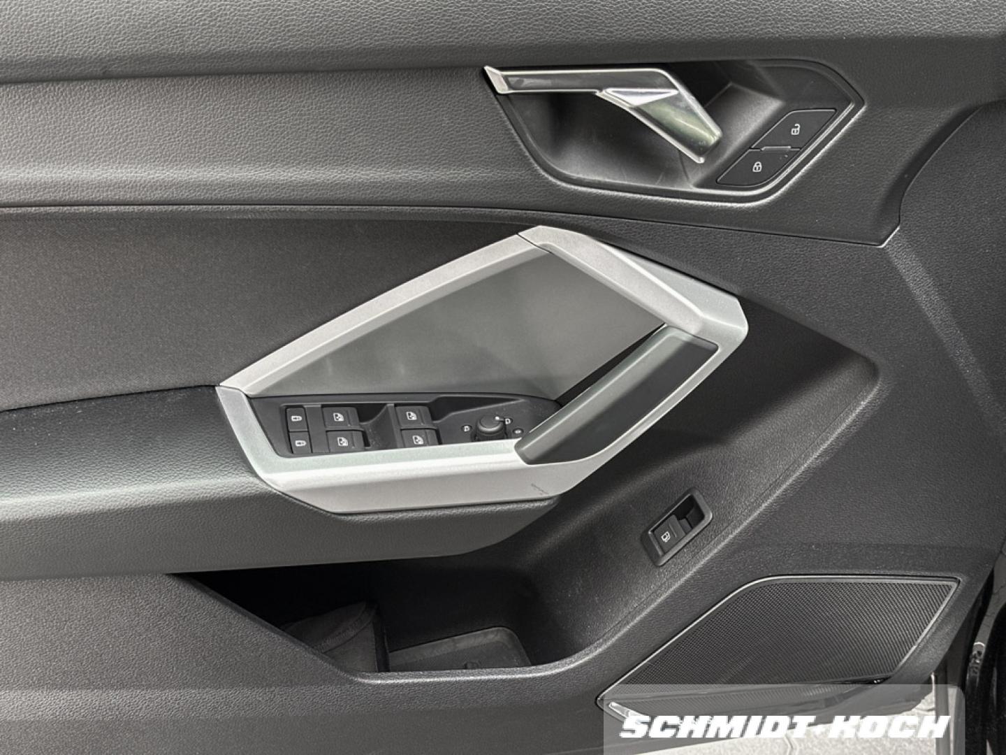 Image about Audi Q3 Sportback TFSI e 45 TFSI e S tronic