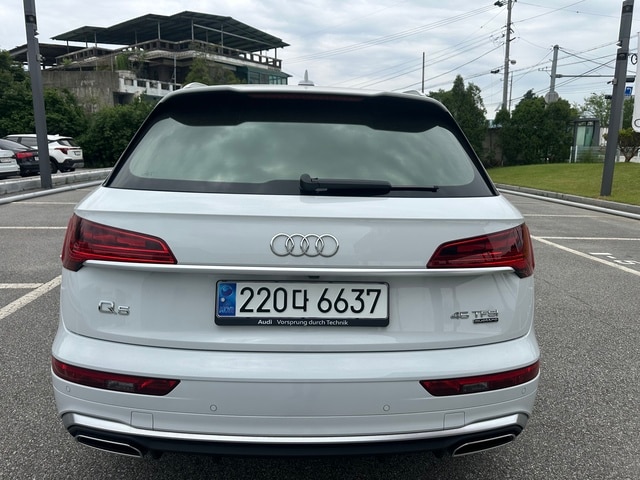 Audi Q5 45 TFSI quattro Premium 195 265 kW hp S tronic 5