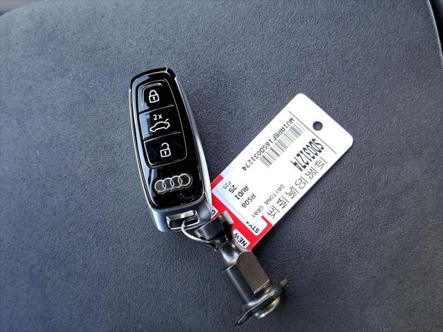 2025 Audi RS Q8 Base - Photo 39