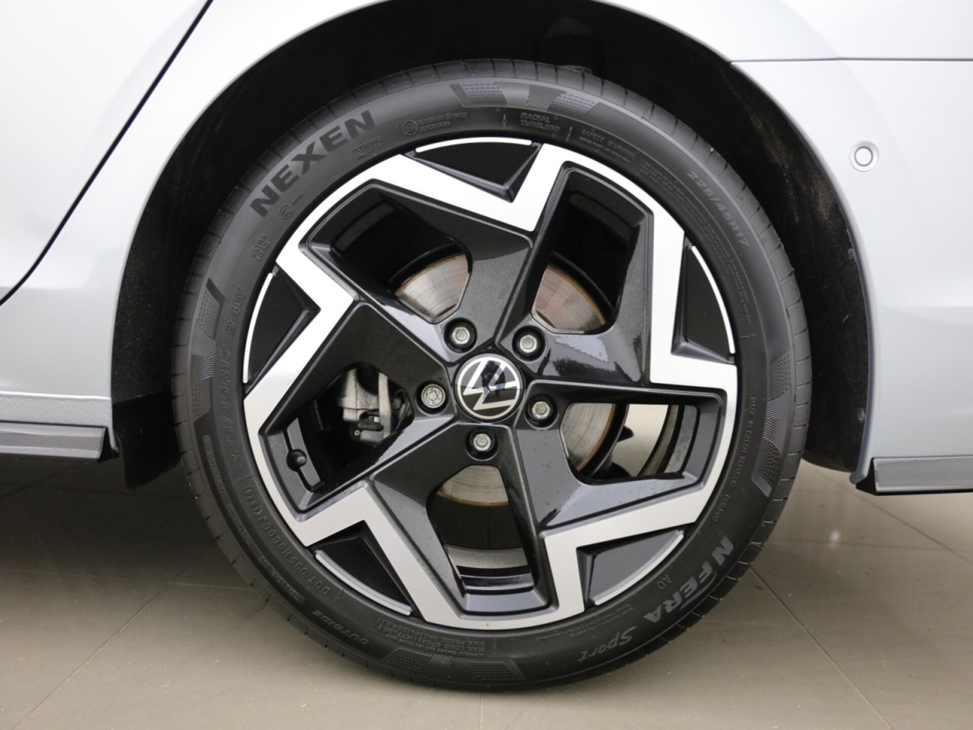 Volkswagen Golf Variant R-Line