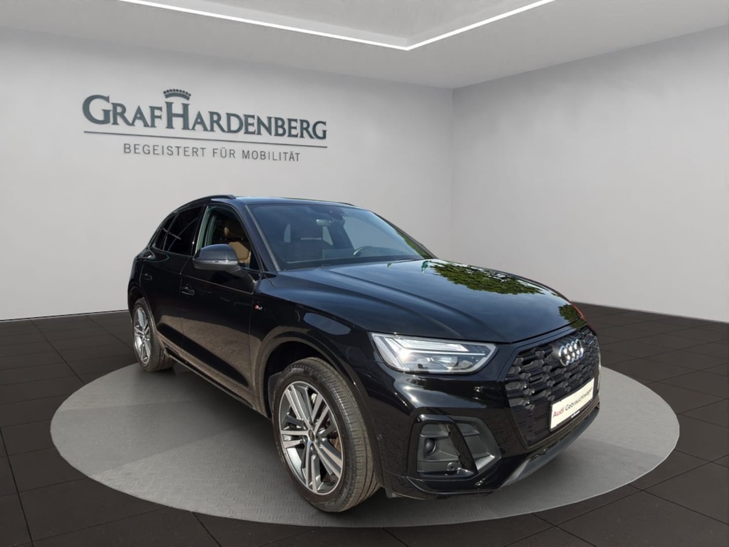 Bild über Audi Q5 TFSI e S line 55 TFSI e quattro S tronic - für weitere Informationen kontaktieren Sie den Audi Partner