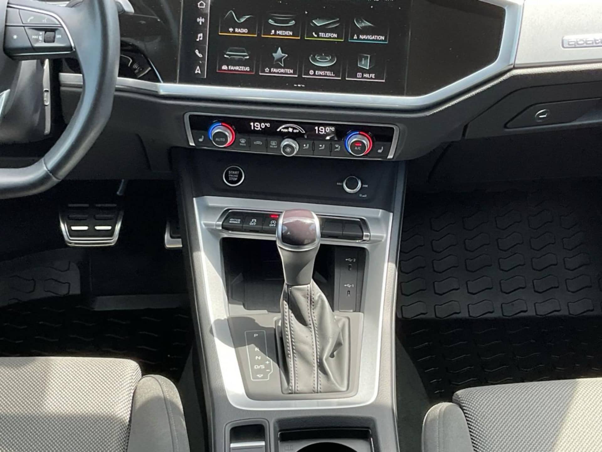 Audi Q3 Sportback S line