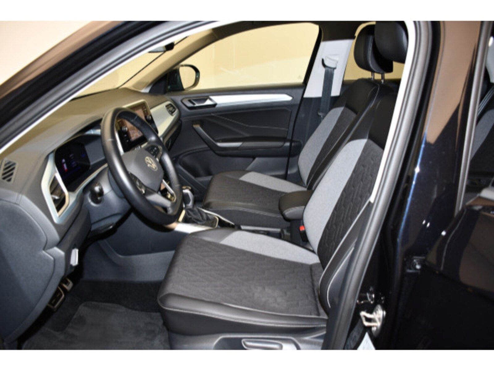 Volkswagen T-Roc – Bild 3