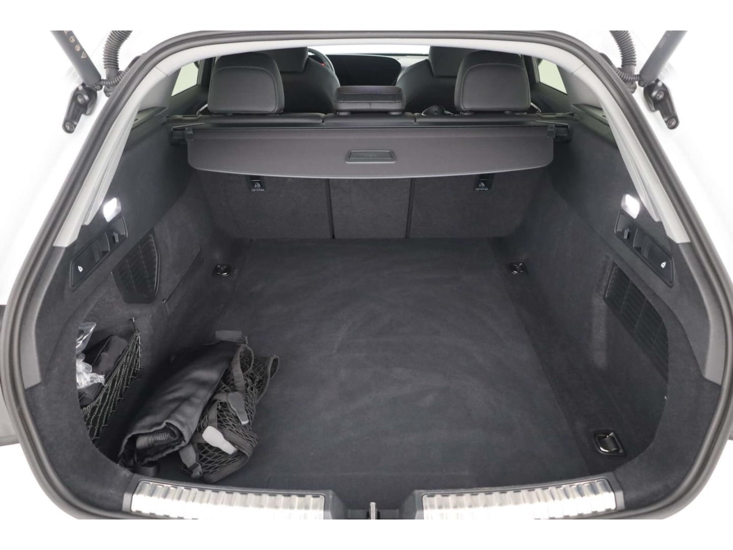 Bild über Audi A5 Avant TDI 150 kW S tronic - für weitere Informationen kontaktieren Sie den Audi Partner