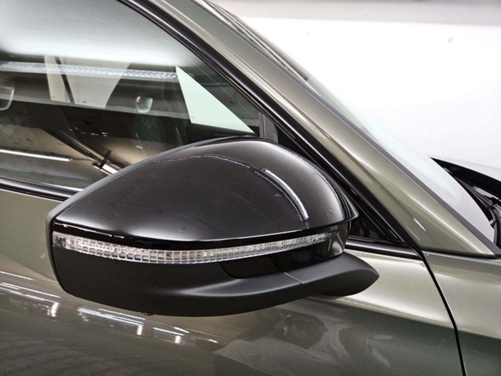 Volkswagen Tiguan – Bild 18