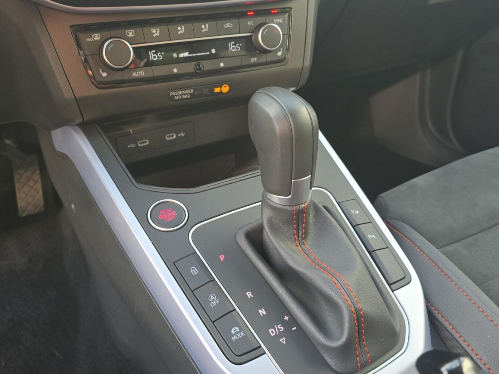 SEAT Arona – Bild 11
