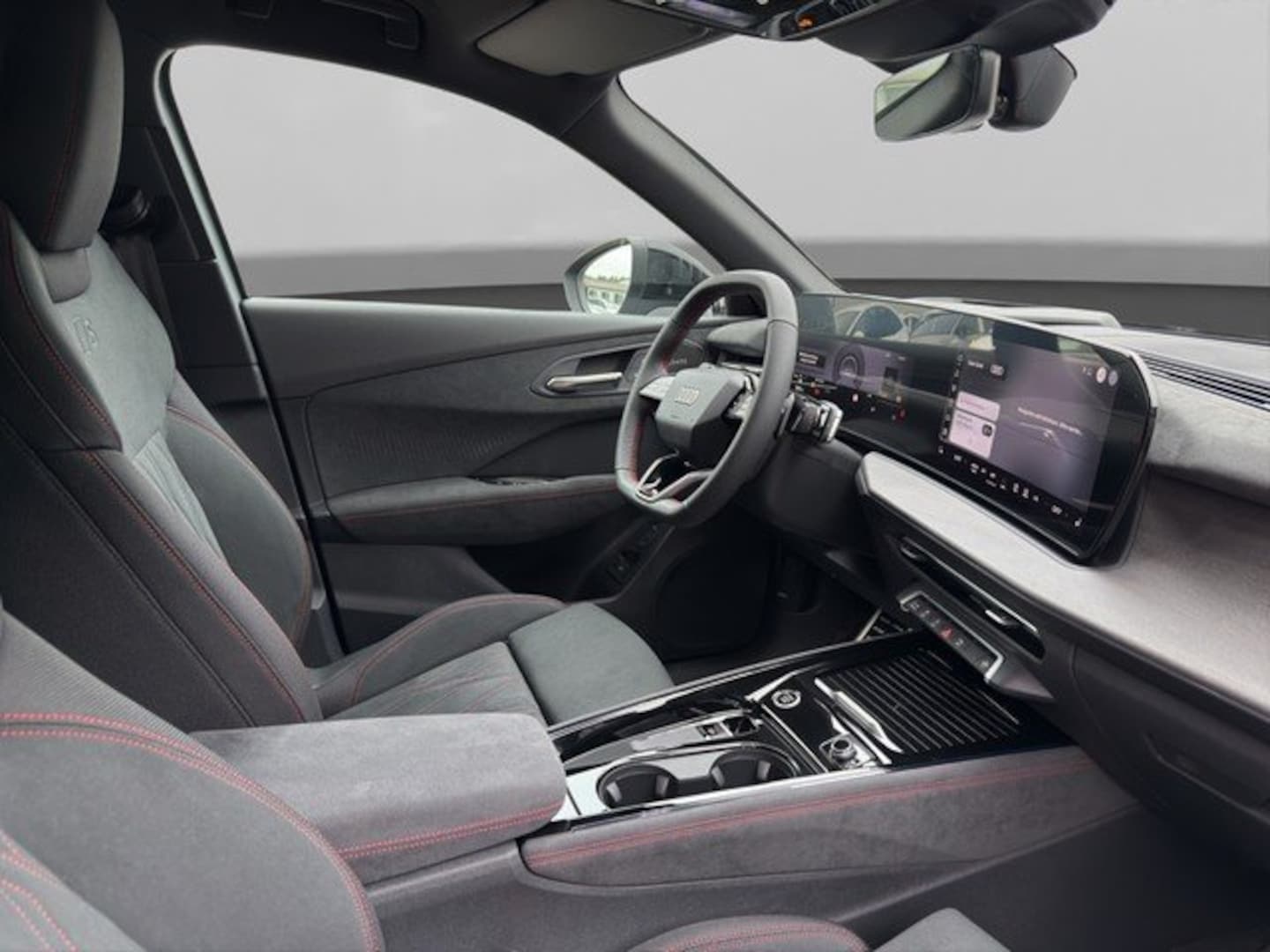 Bild über Audi Q3 SUV TFSI quattro 195 kW S tronic - für weitere Informationen kontaktieren Sie den Audi Partner
