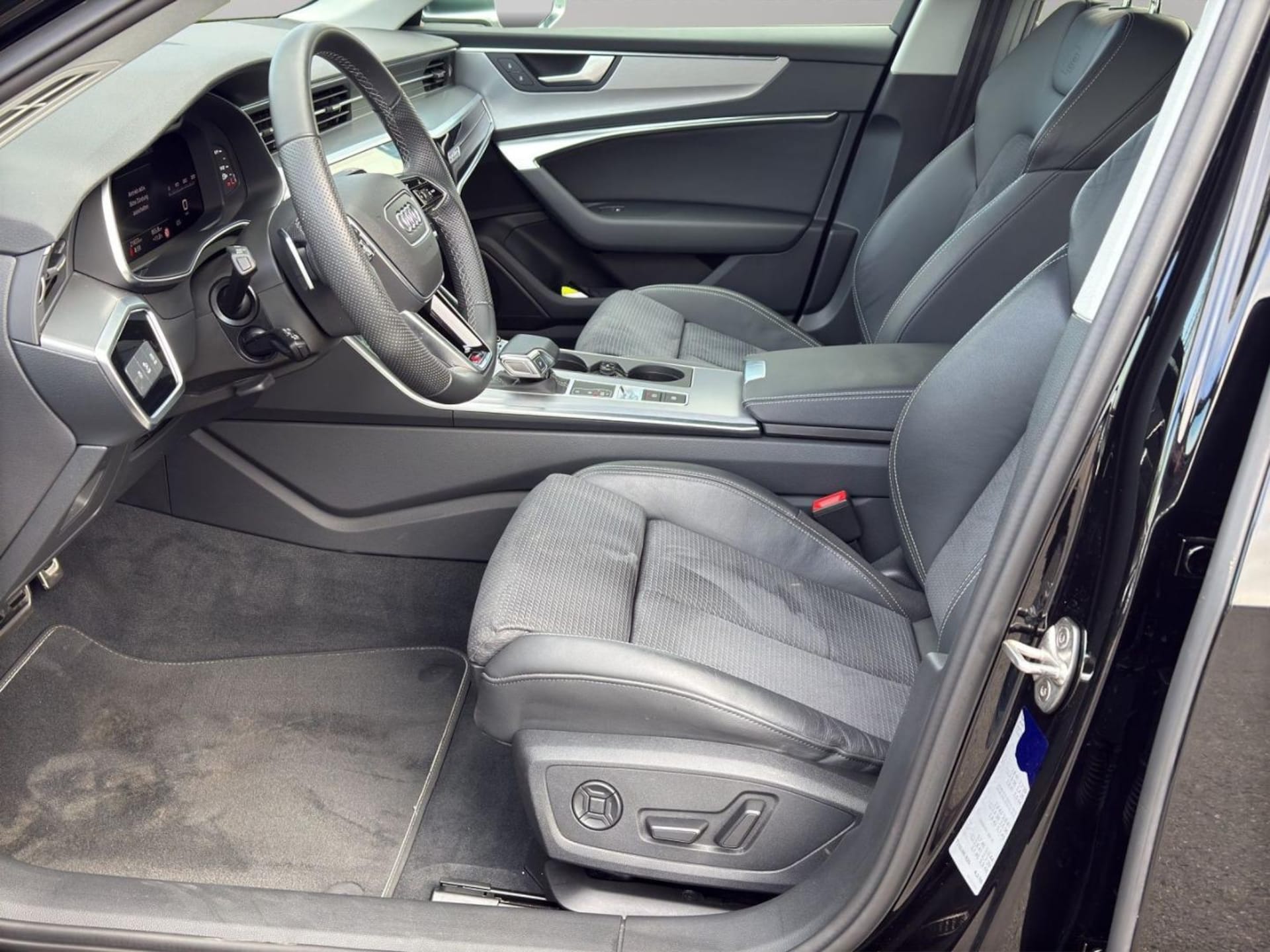 Audi S6 Avant