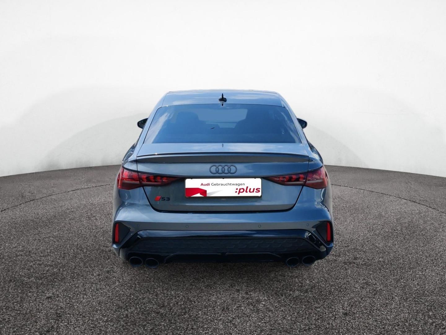 Bild über Audi S3 Limousine TFSI quattro S tronic - für weitere Informationen kontaktieren Sie den Audi Partner