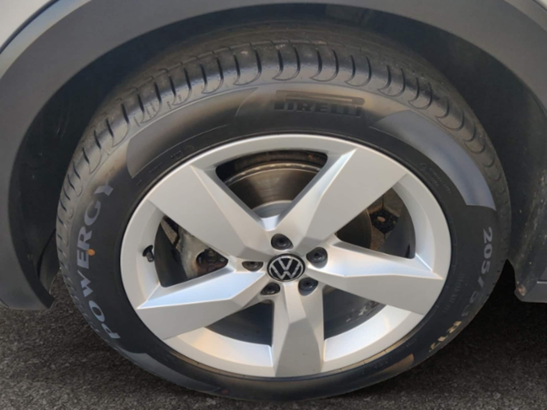 Volkswagen T-Cross Style
