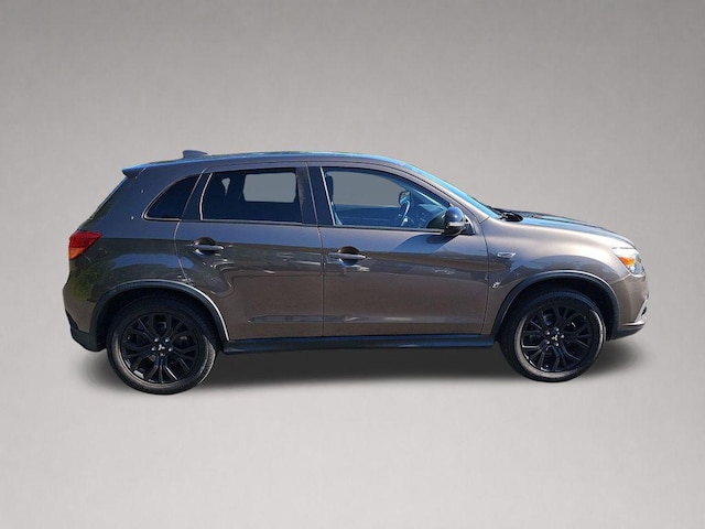 2017 Mitsubishi