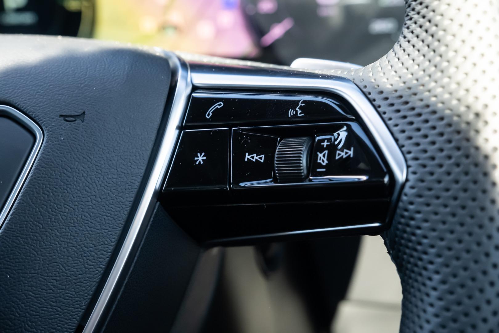 Image about Audi Q8 e-tron 55 e-tron quattro Launch Edition 300,00 kW