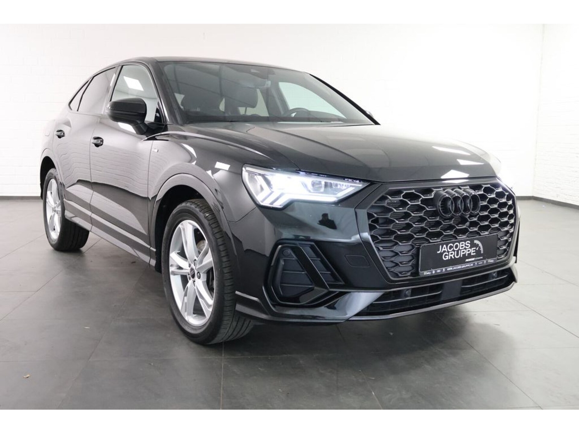 Audi Q3 Sportback S line