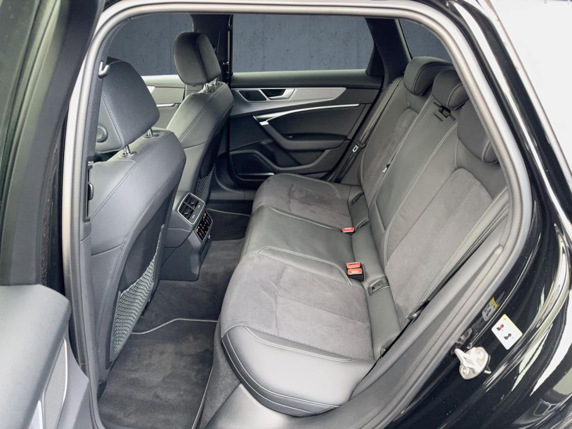 Audi S6 Avant