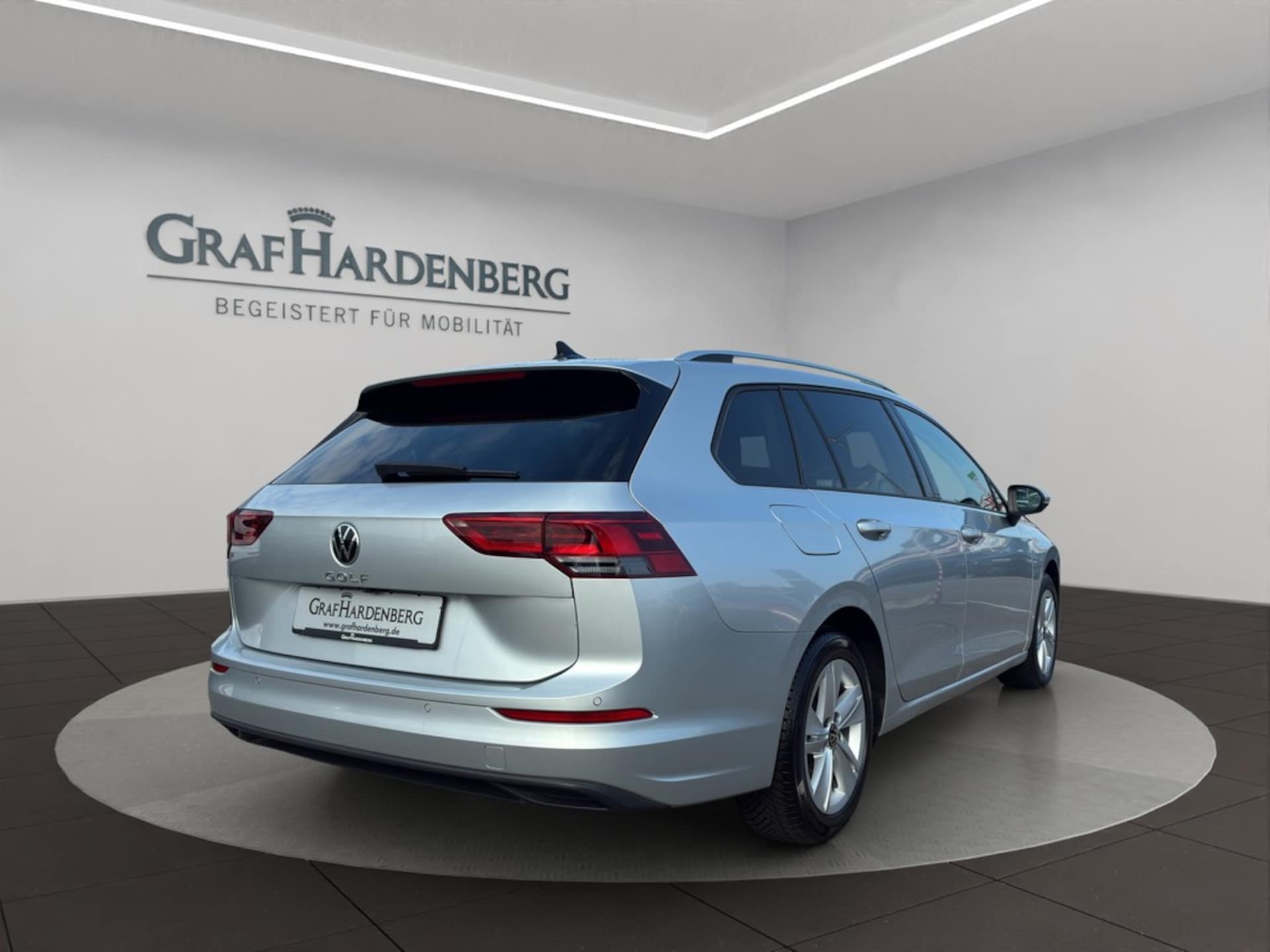 Volkswagen Golf Variant Life