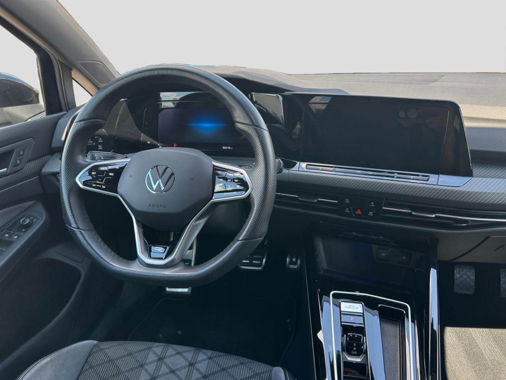 Volkswagen Golf R-Line