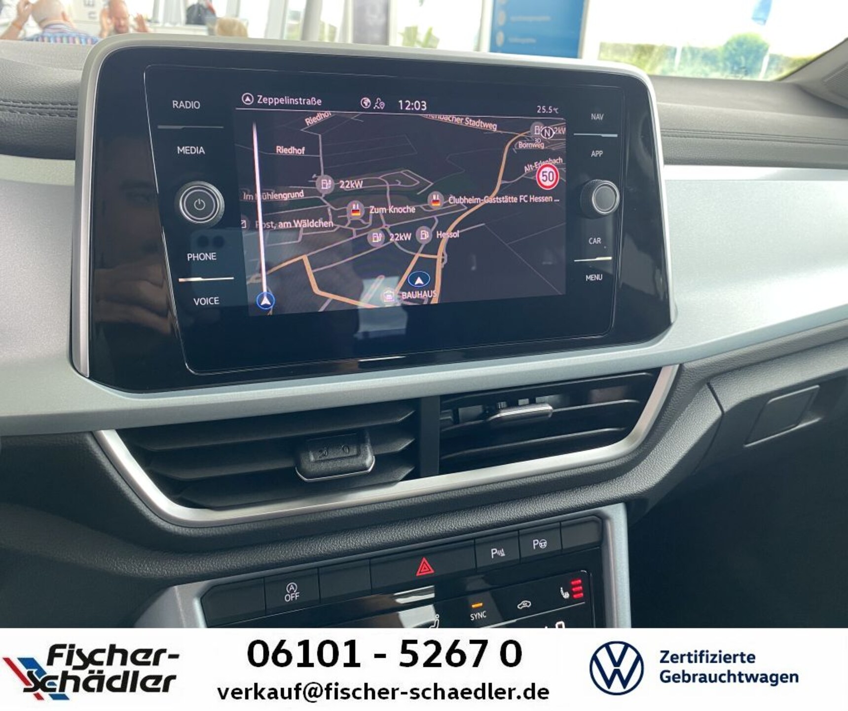 Volkswagen T-Roc Life