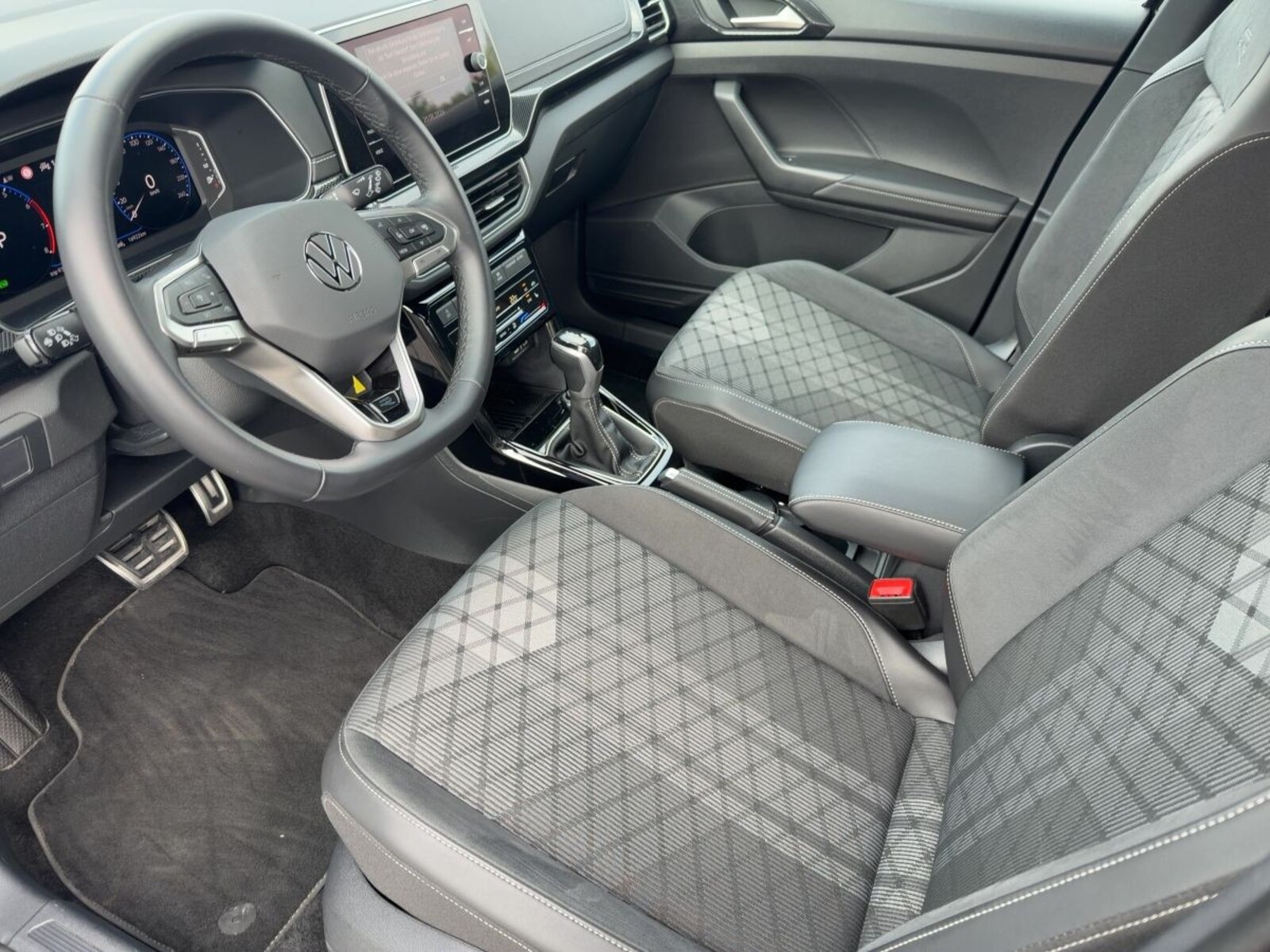 Volkswagen T-Cross – Bild 7