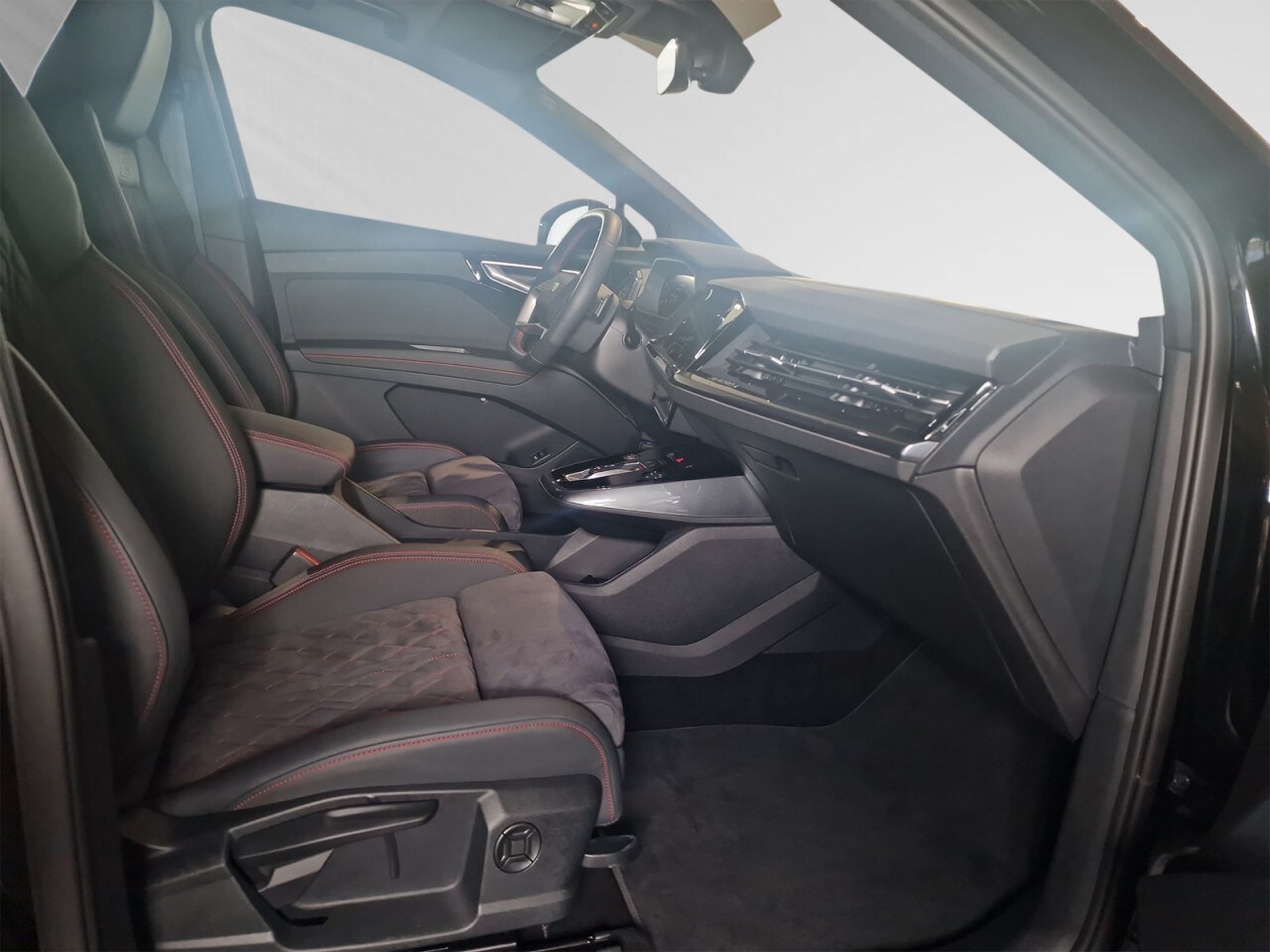 Image about Audi Q4 Sportback e-tron 45 e-tron quattro