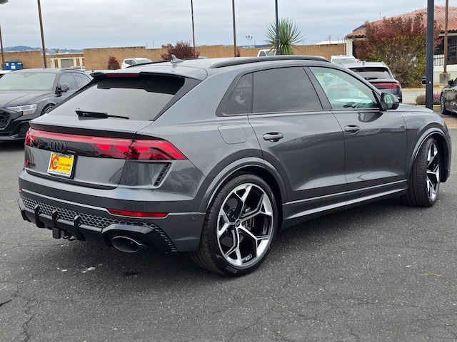 2026 Audi RS Q8 SUV performance