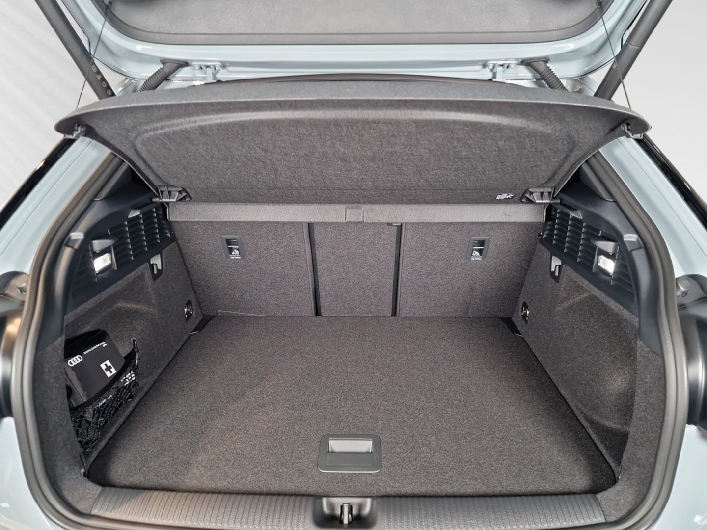 Bild über Audi Q2 S line 35 TFSI S tronic - für weitere Informationen kontaktieren Sie den Audi Partner