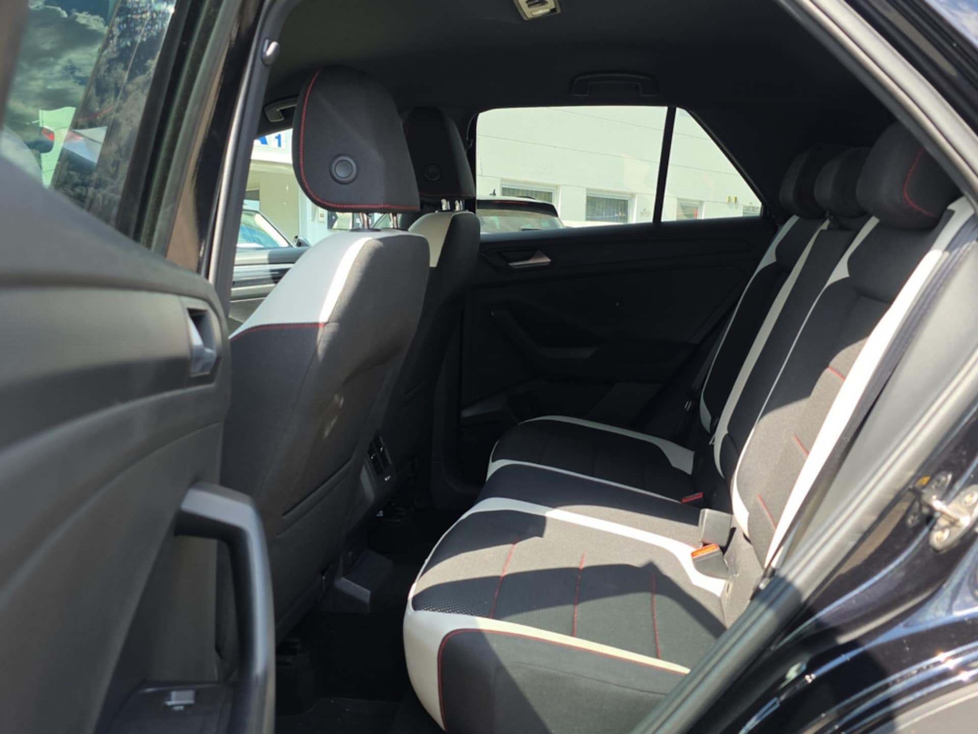 Volkswagen T-Roc Sport