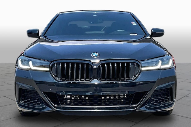2023 BMW 530